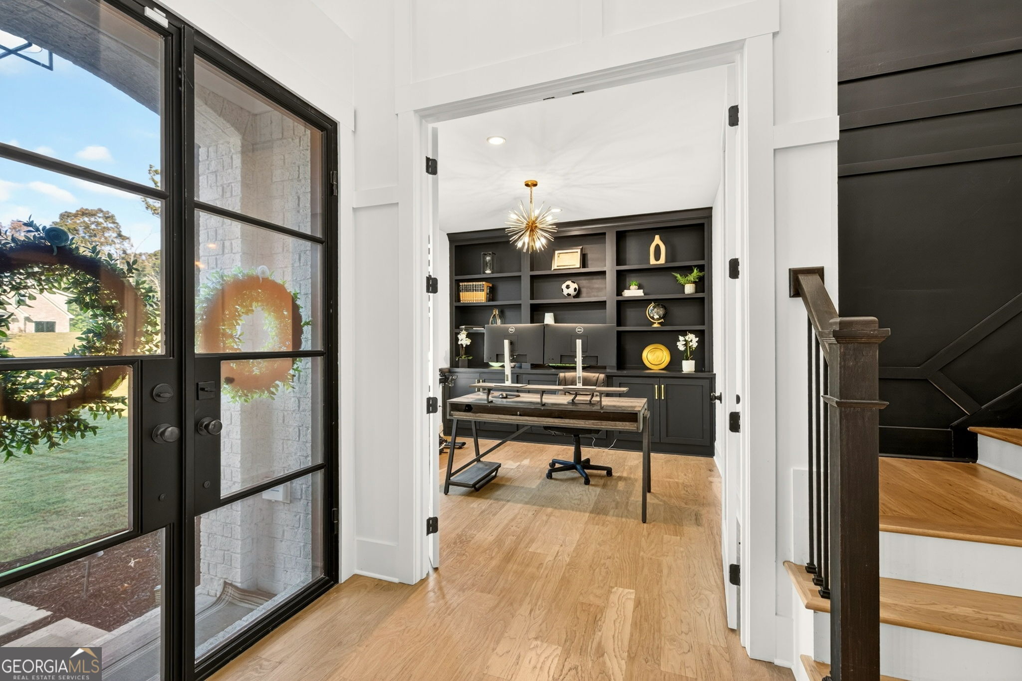 200 Cicely Way Property Photo 11