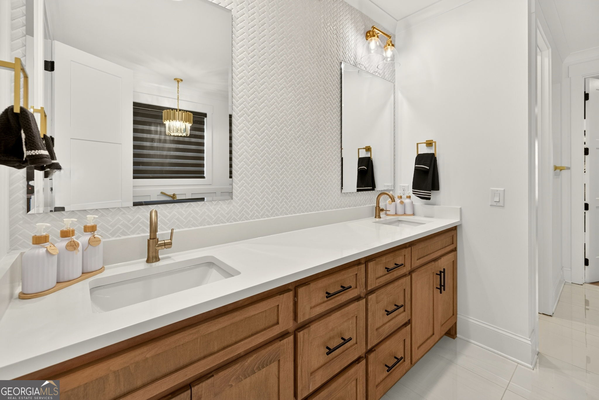 200 Cicely Way Property Photo 43