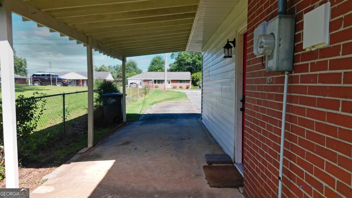 304 Mobley Street Property Photo 12