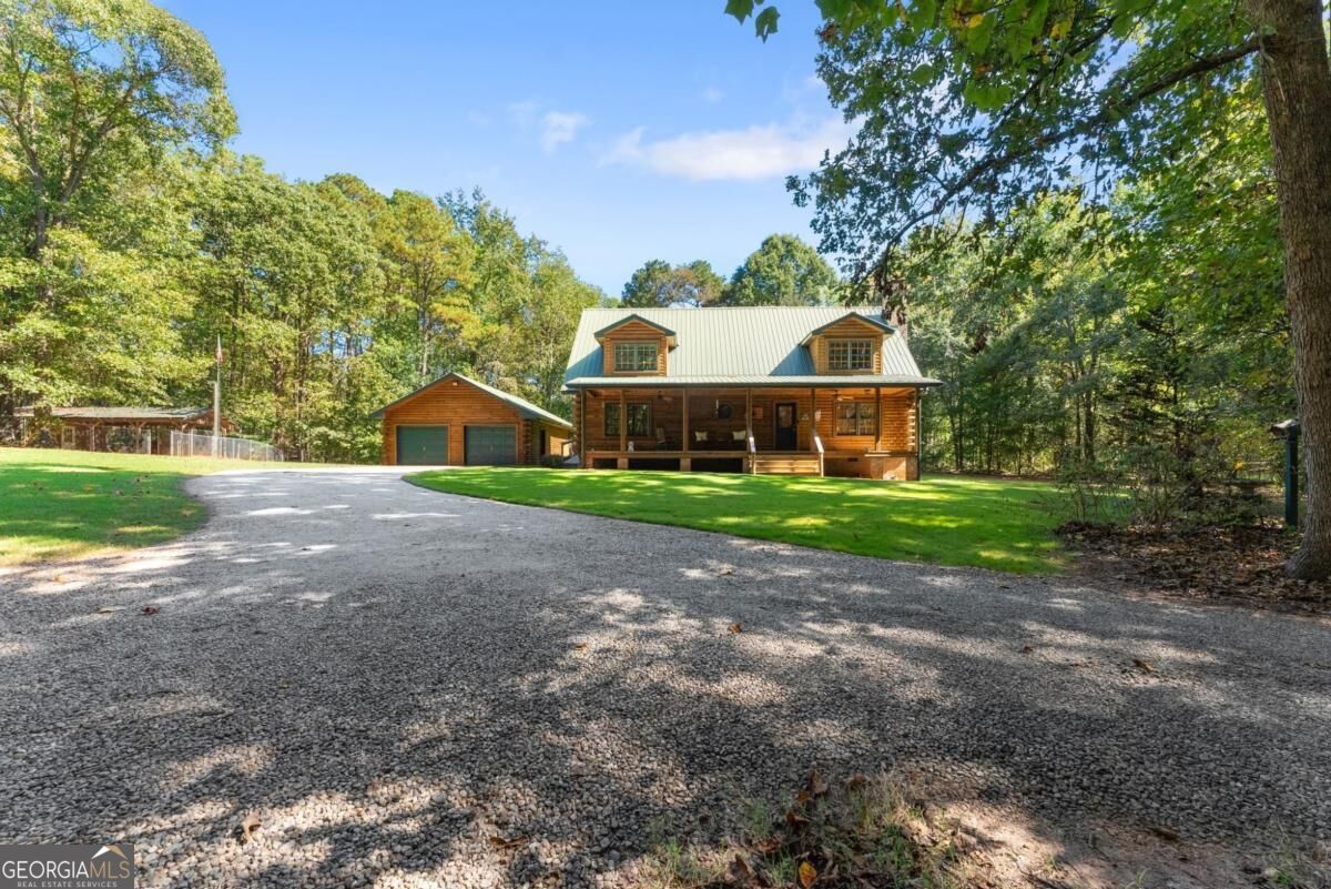 1120 Ridgewood Drive Property Photo 2