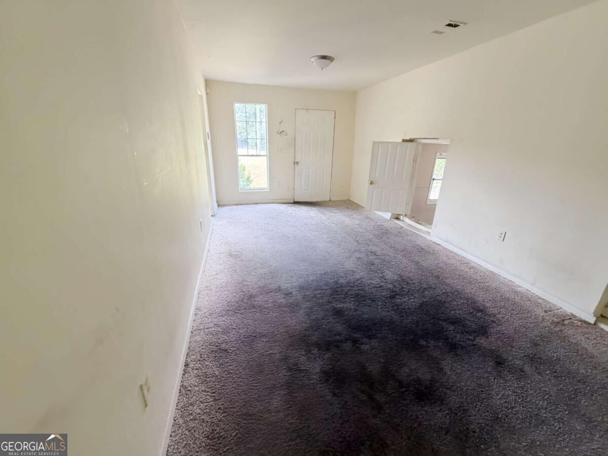 970 Allgood Road Property Photo 6
