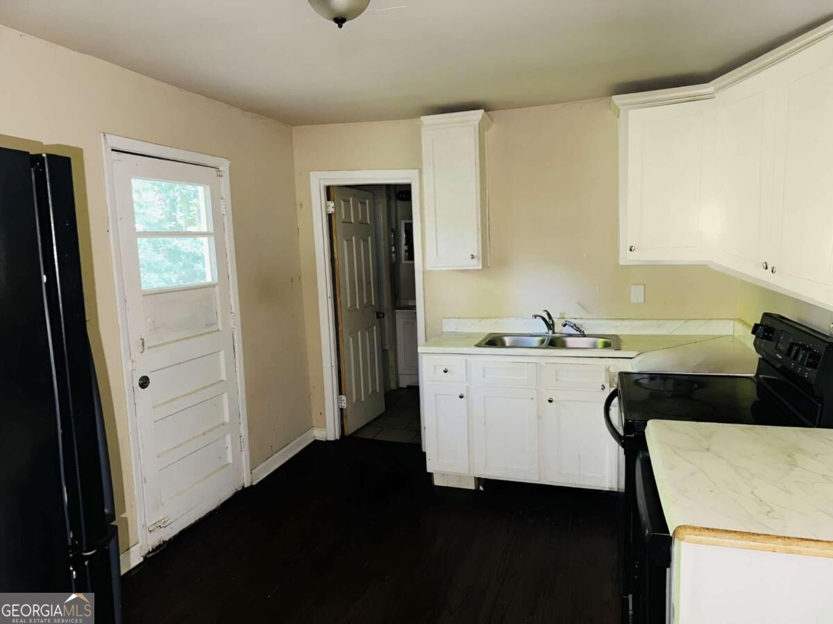 970 Allgood Road Property Photo 14