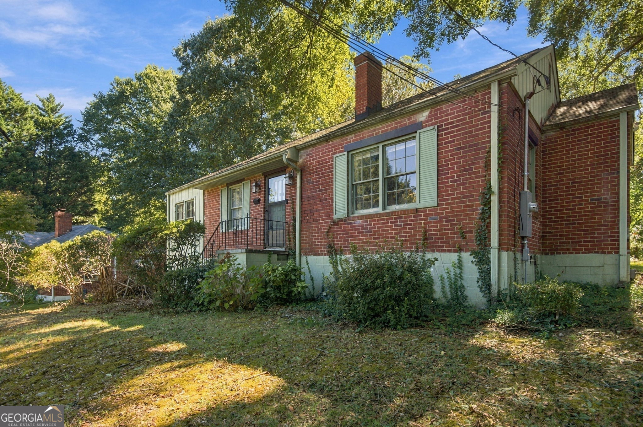 620 S Gordon Circle Property Photo 2