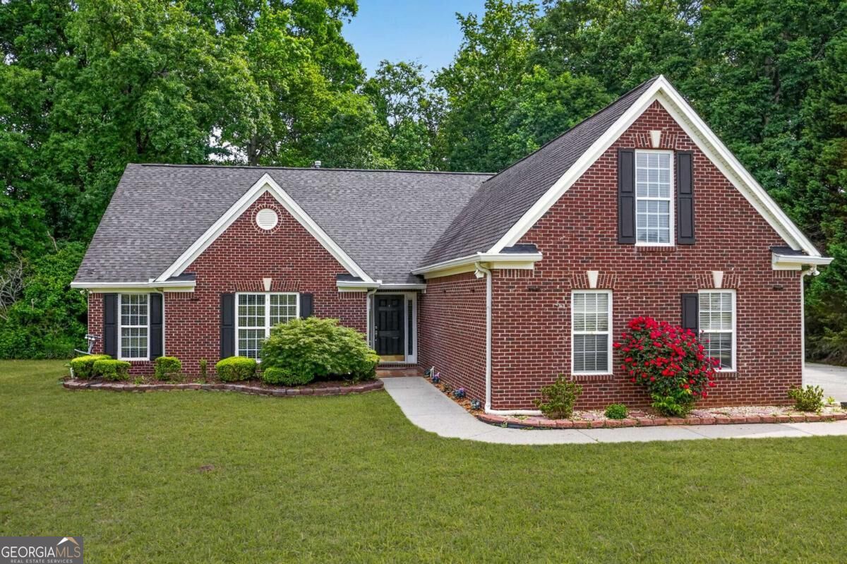 2270 Taylor Pointe Way Property Photo 3