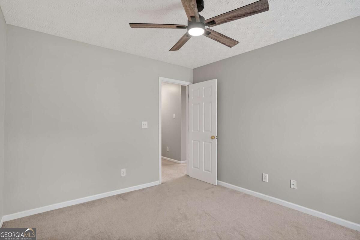 2270 Taylor Pointe Way Property Photo 33