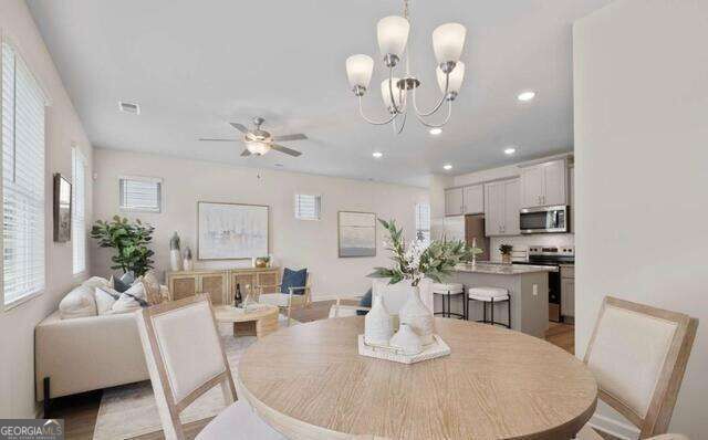 2642 Colville Terrace Property Photo 4