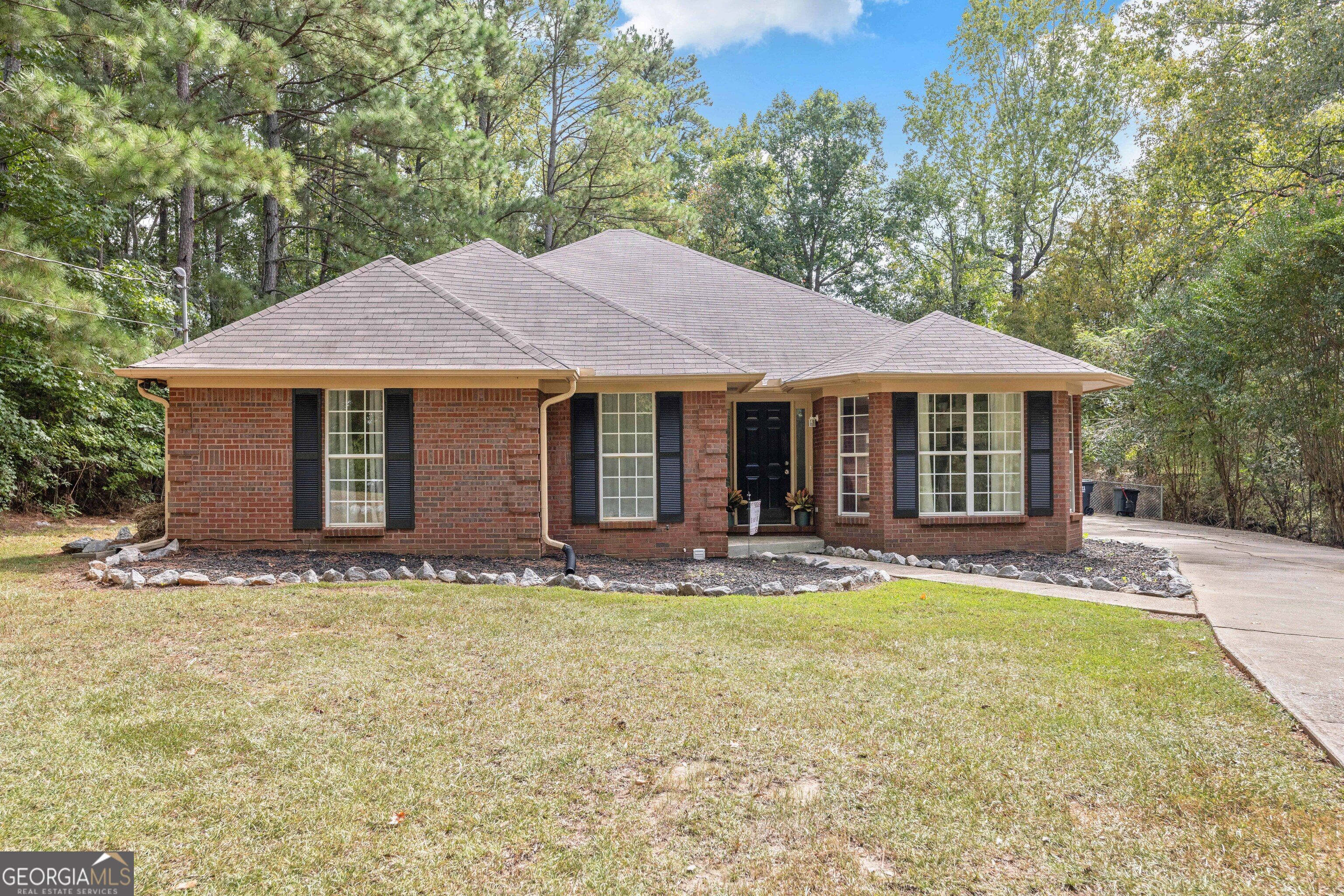 1907 12th Pl S Property Photo 1