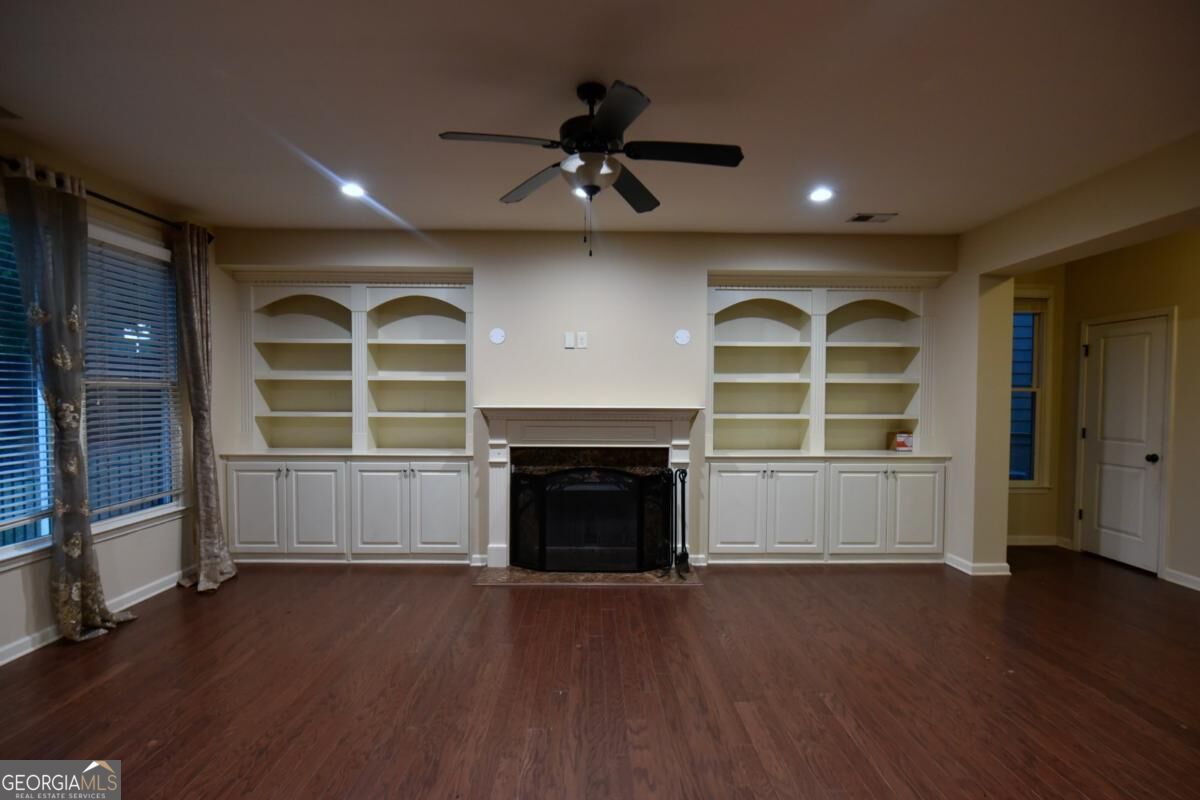 8455 Village School Drive Property Photo 10