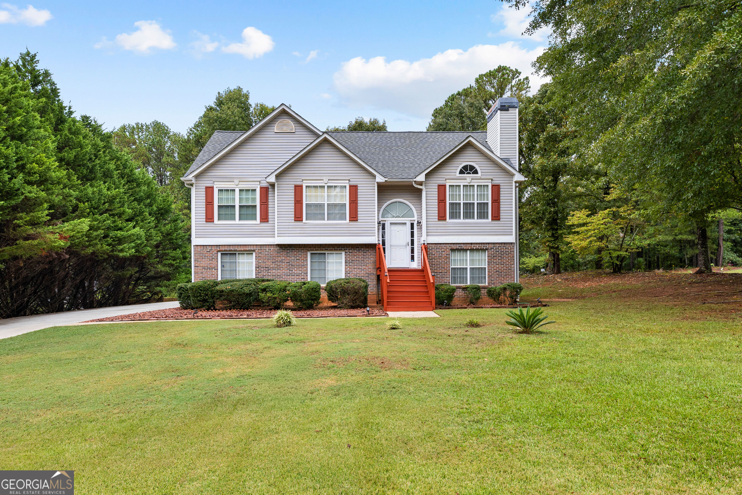 11 Masters Way Property Photo 1