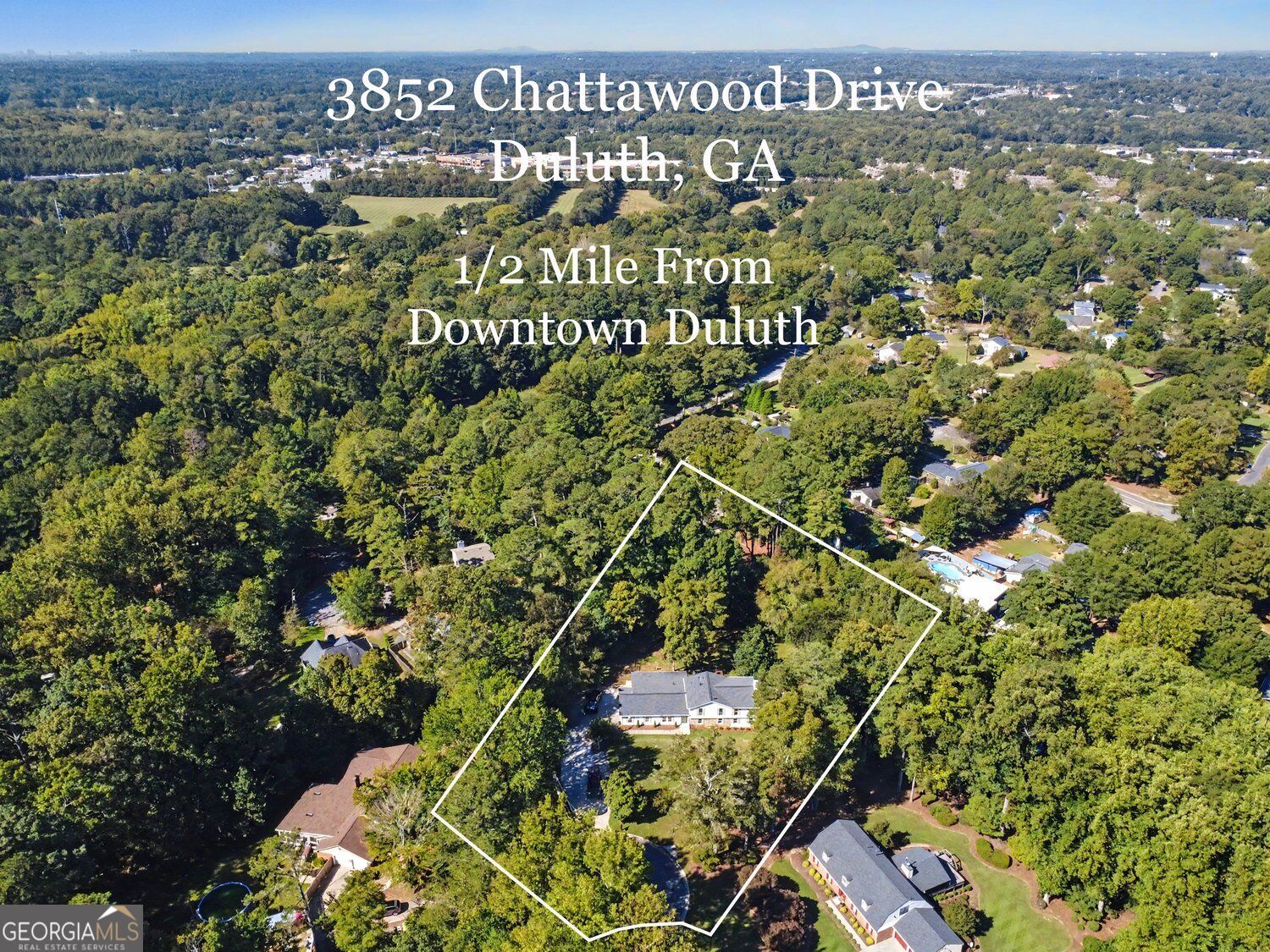 3852 Chattawood Drive Nw Property Photo 3