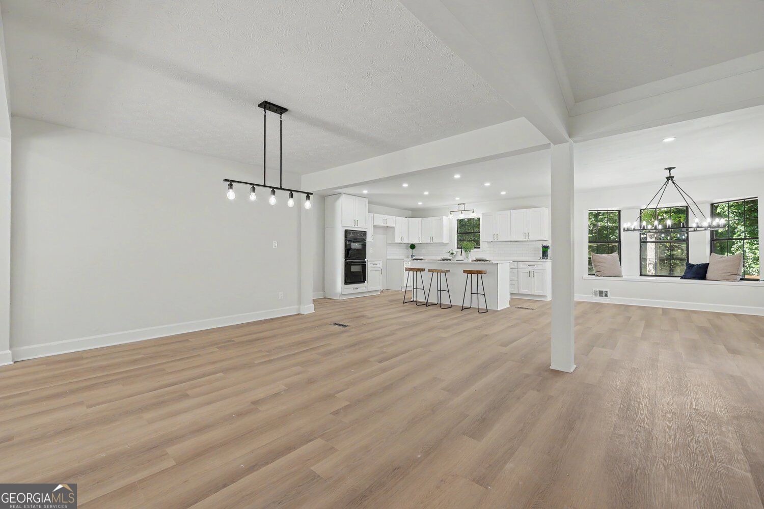 3852 Chattawood Drive Nw Property Photo 7