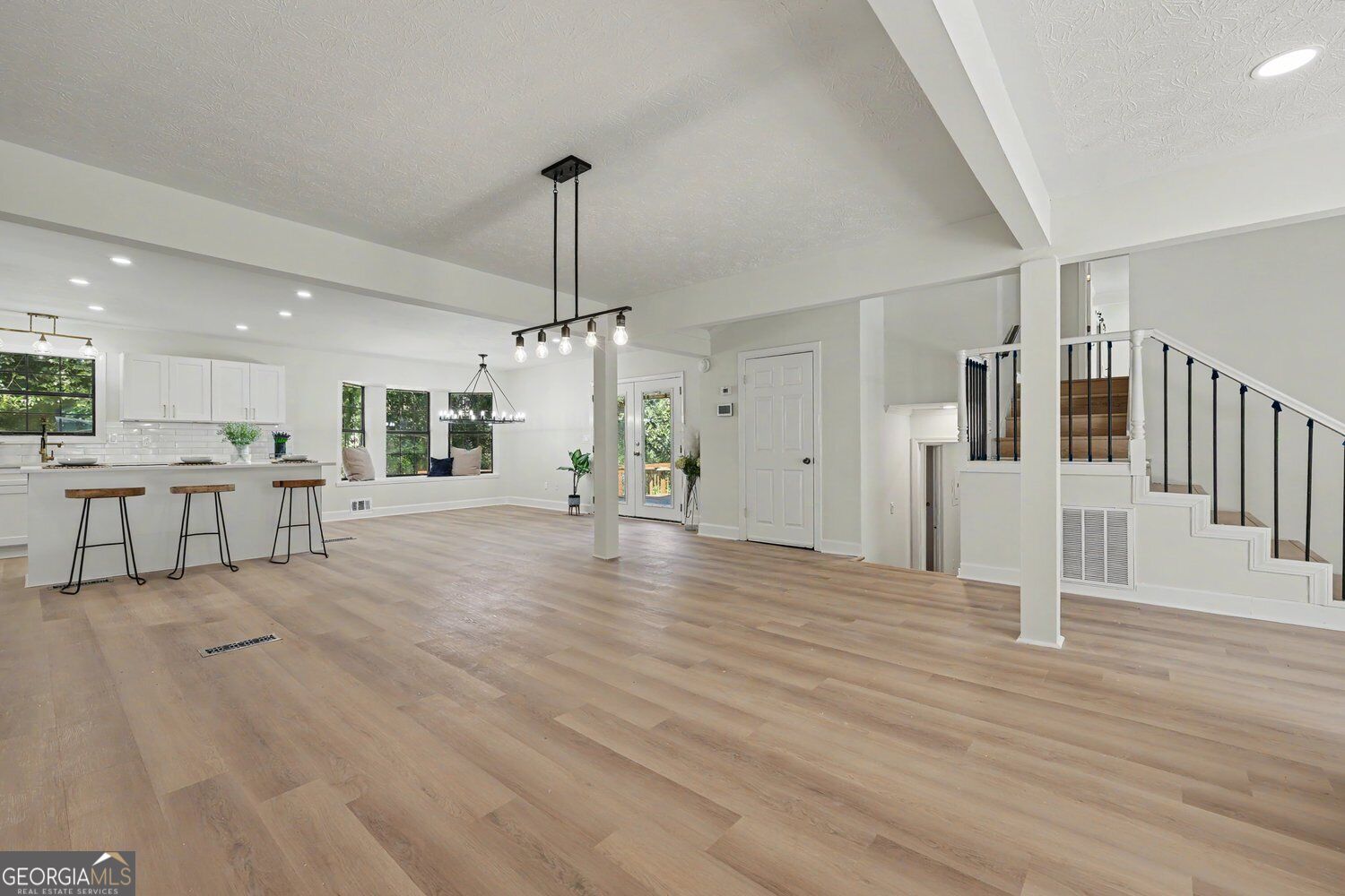 3852 Chattawood Drive Nw Property Photo 8