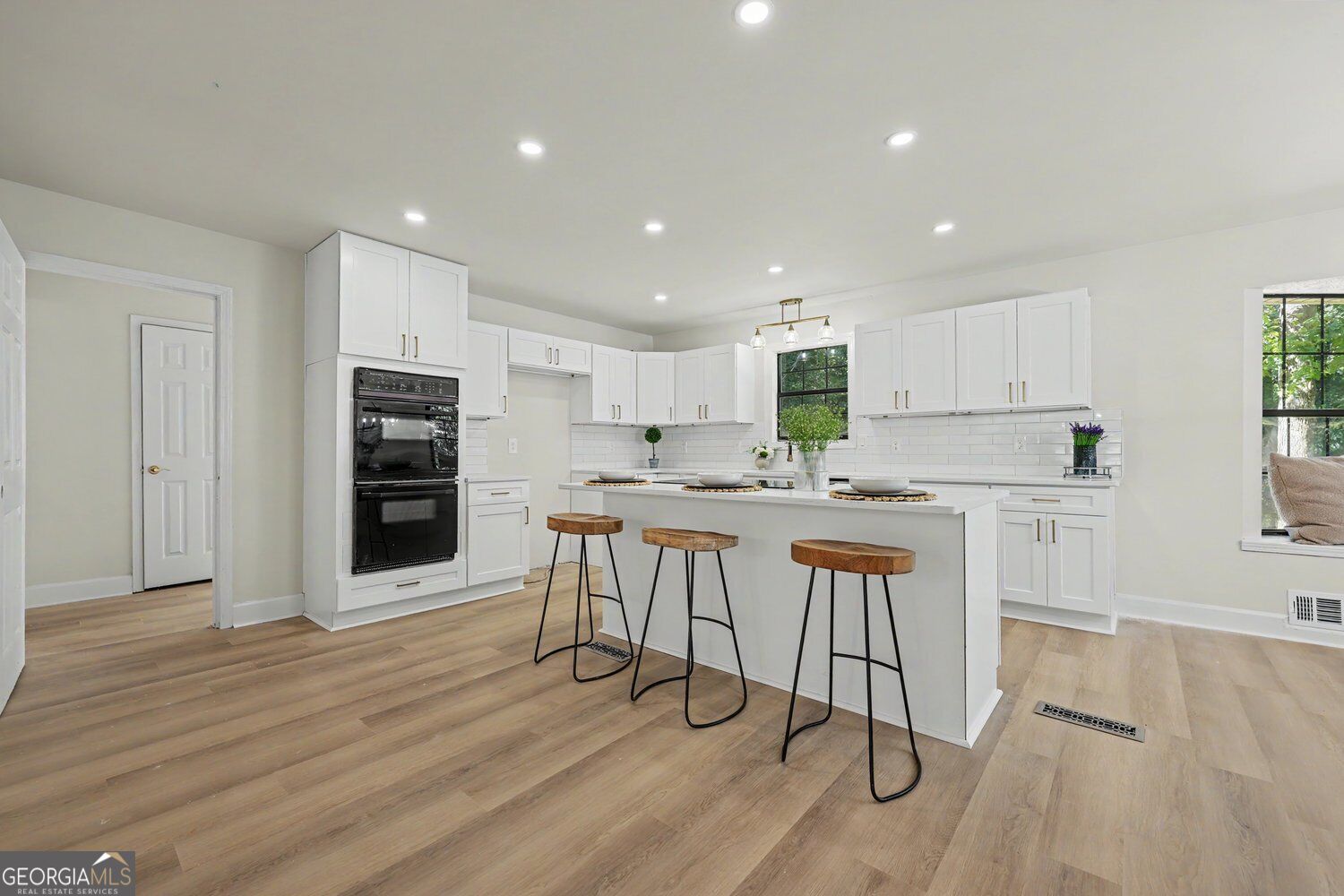3852 Chattawood Drive Nw Property Photo 11