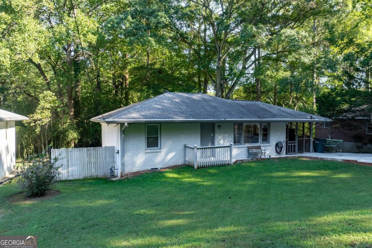 169 Herbert Drive Se Property Photo 4