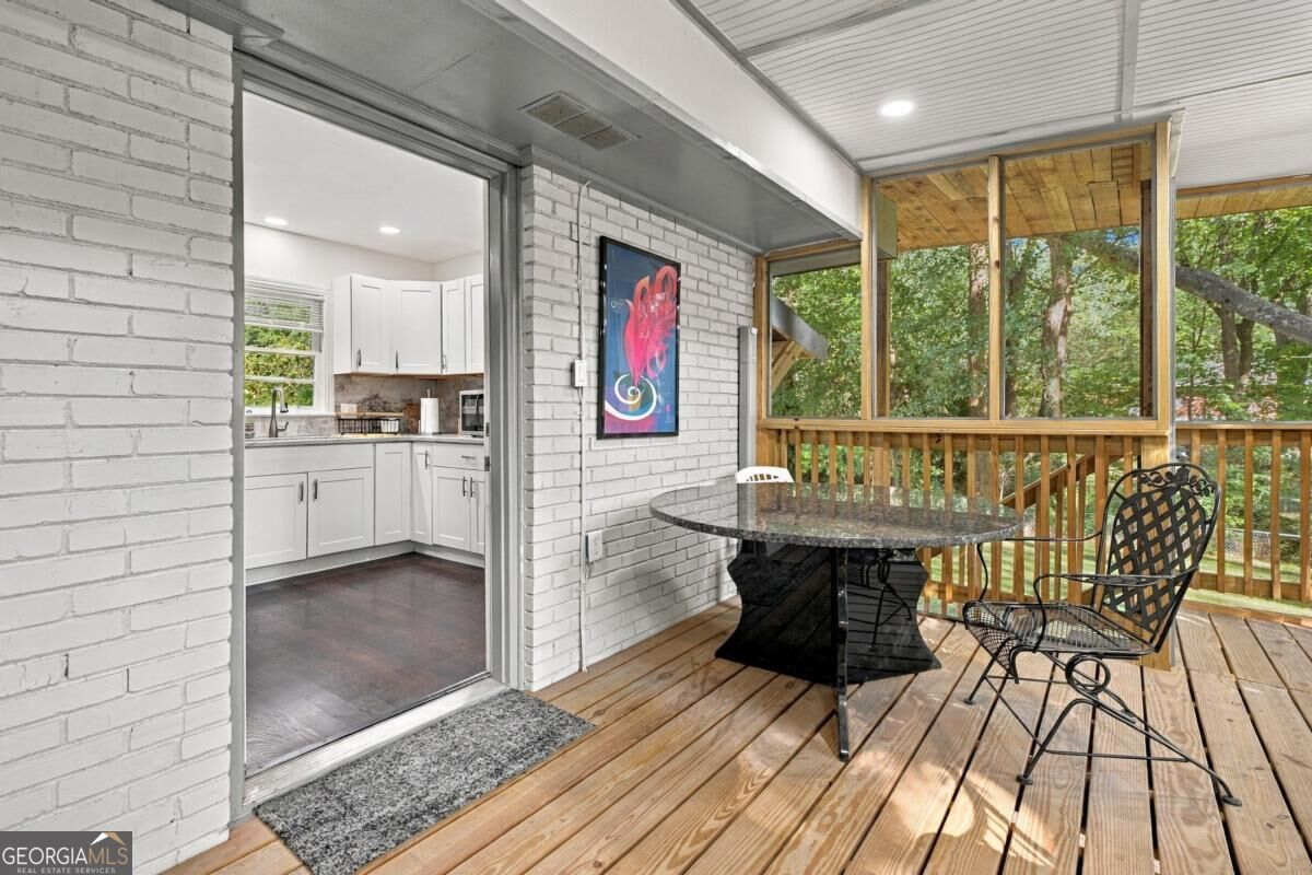 169 Herbert Drive Se Property Photo 17