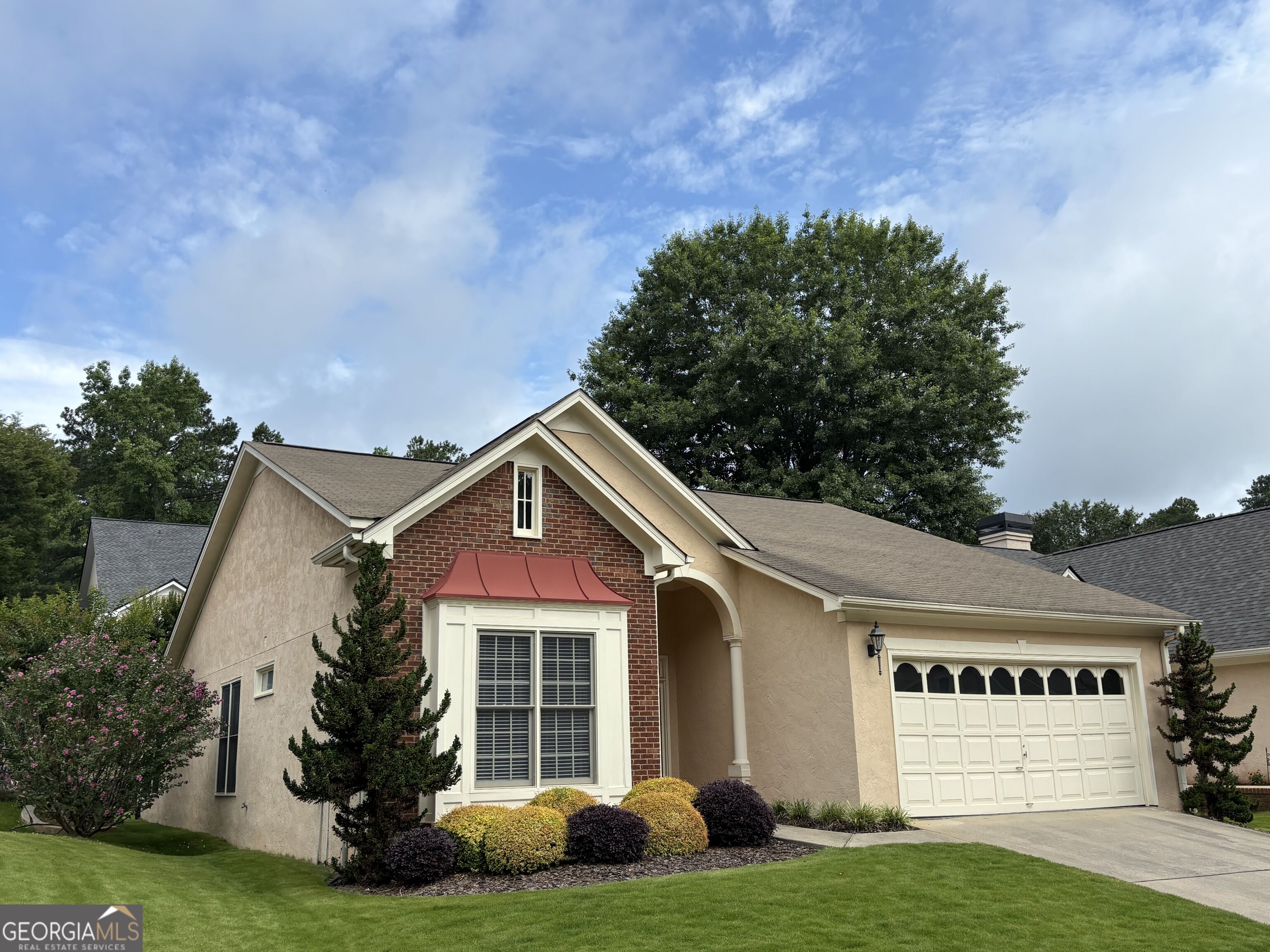 126 Augusta Drive Property Photo 1
