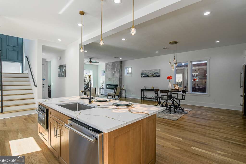 1064 Mcdaniel Street Sw Property Photo 18