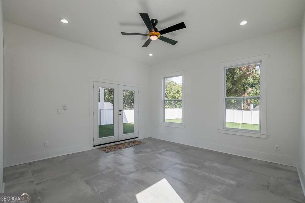 1064 Mcdaniel Street Sw Property Photo 36