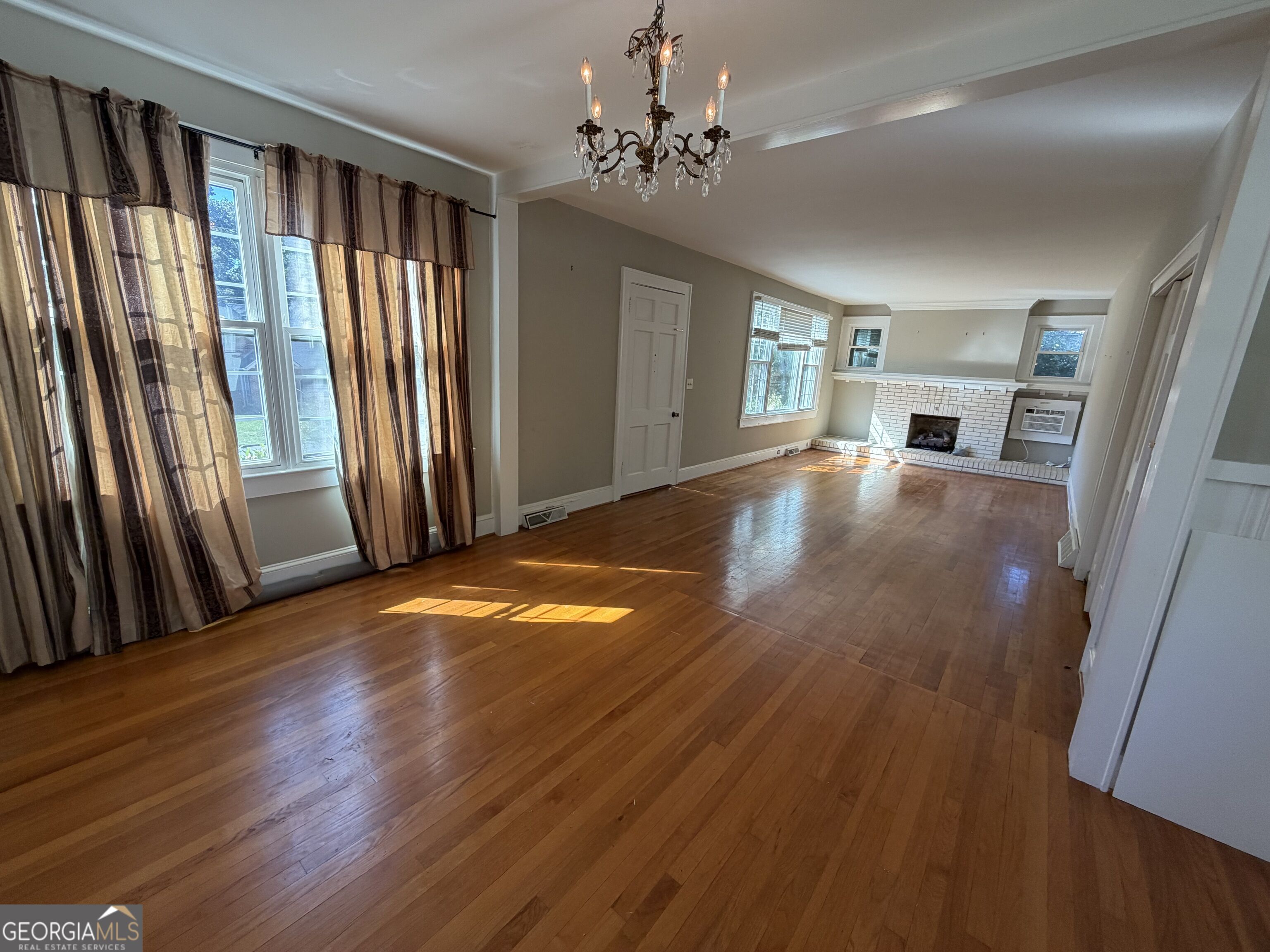 508 Charlton Street Nw Property Photo 4