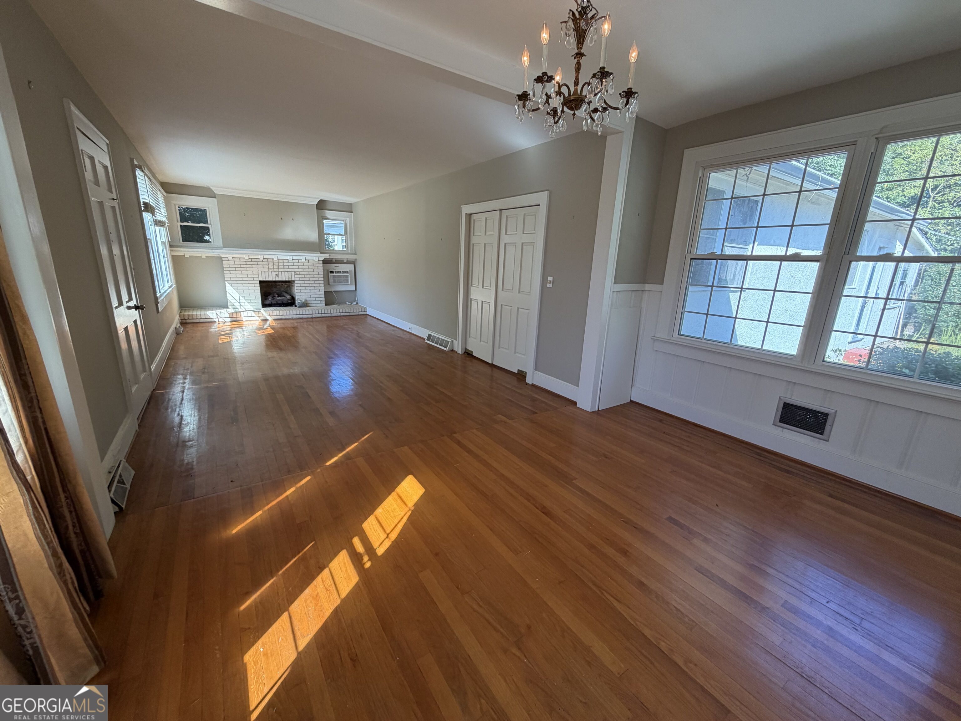 508 Charlton Street Nw Property Photo 8