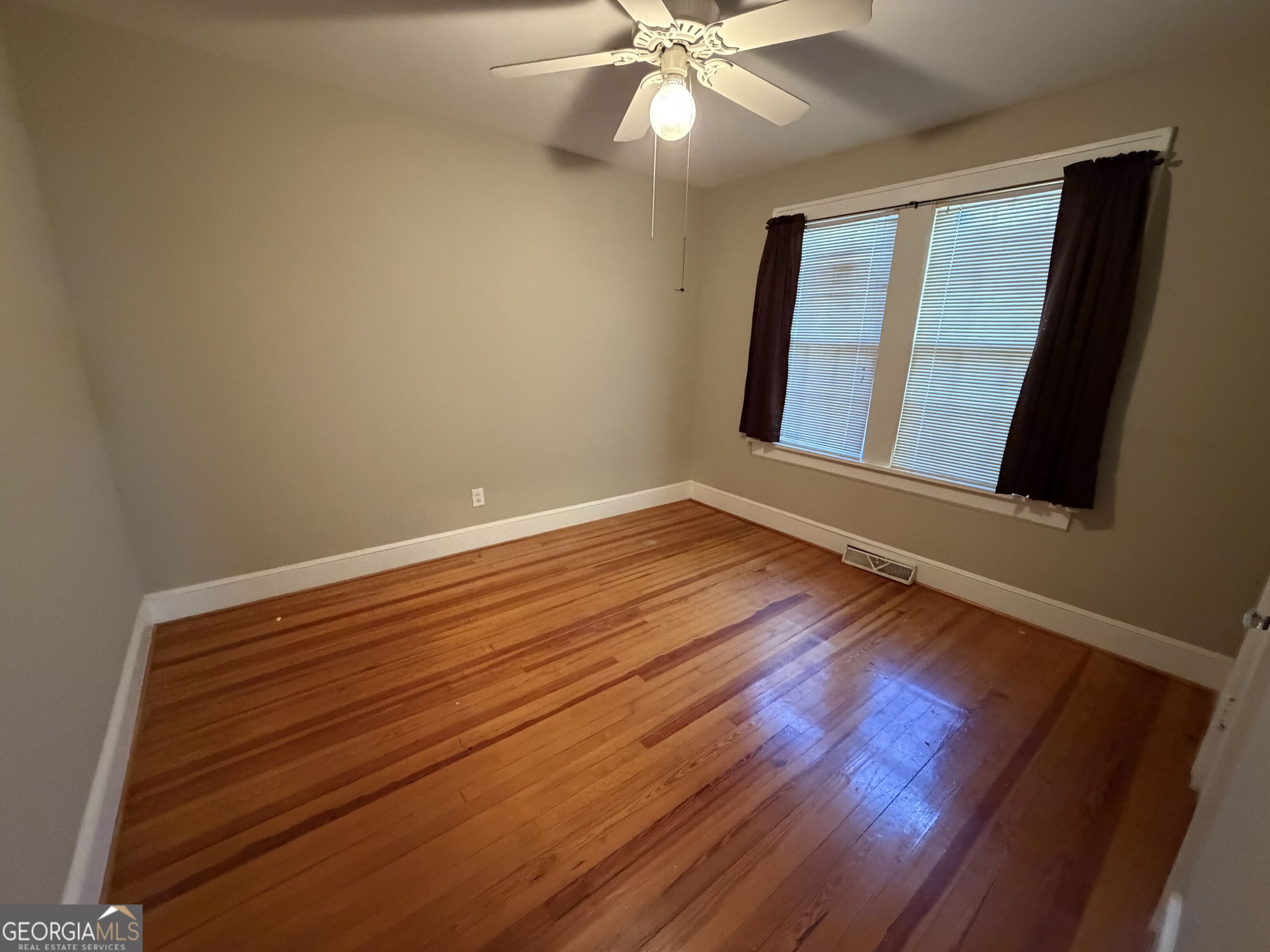 508 Charlton Street Nw Property Photo 16