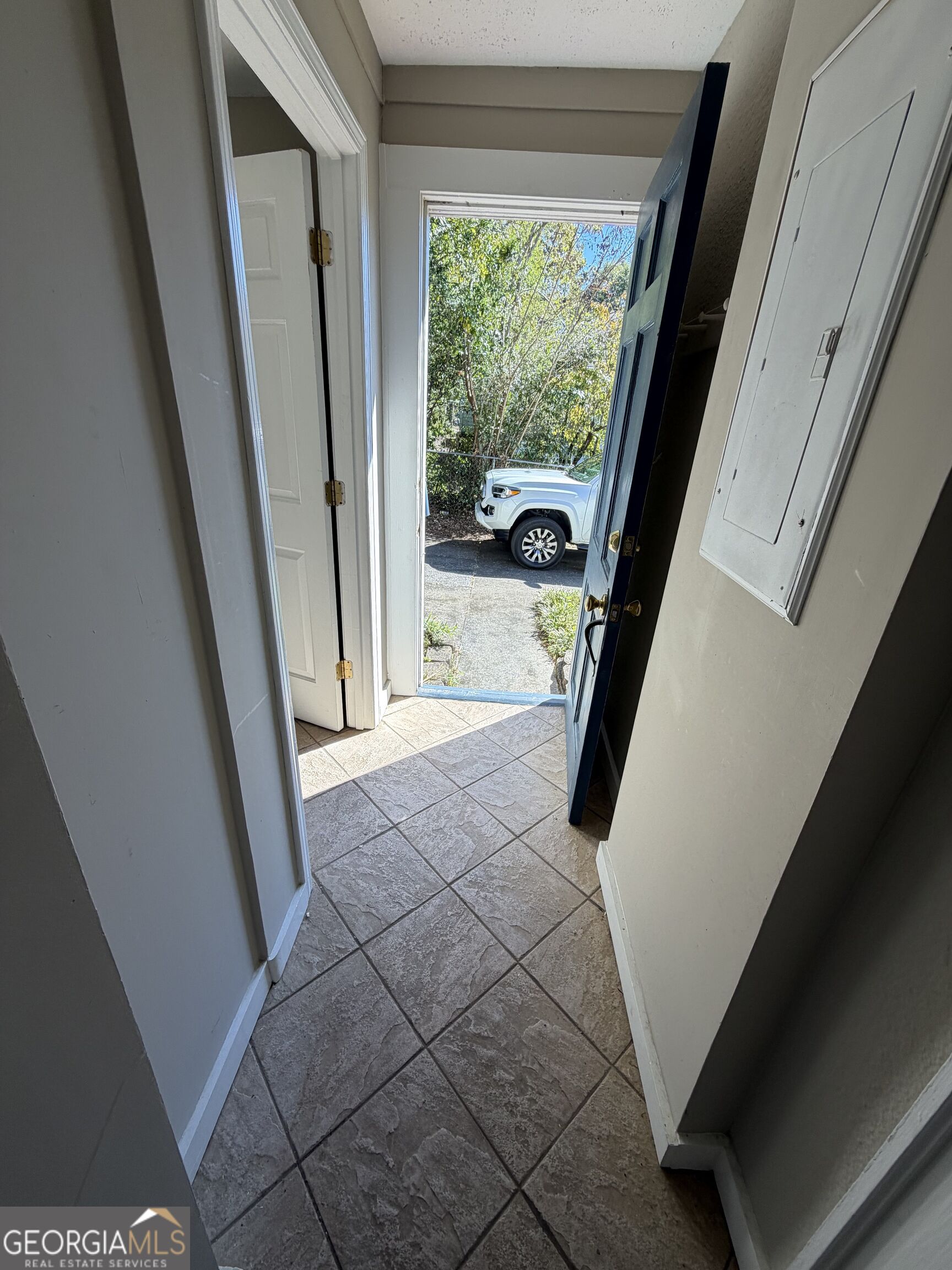 508 Charlton Street Nw Property Photo 23