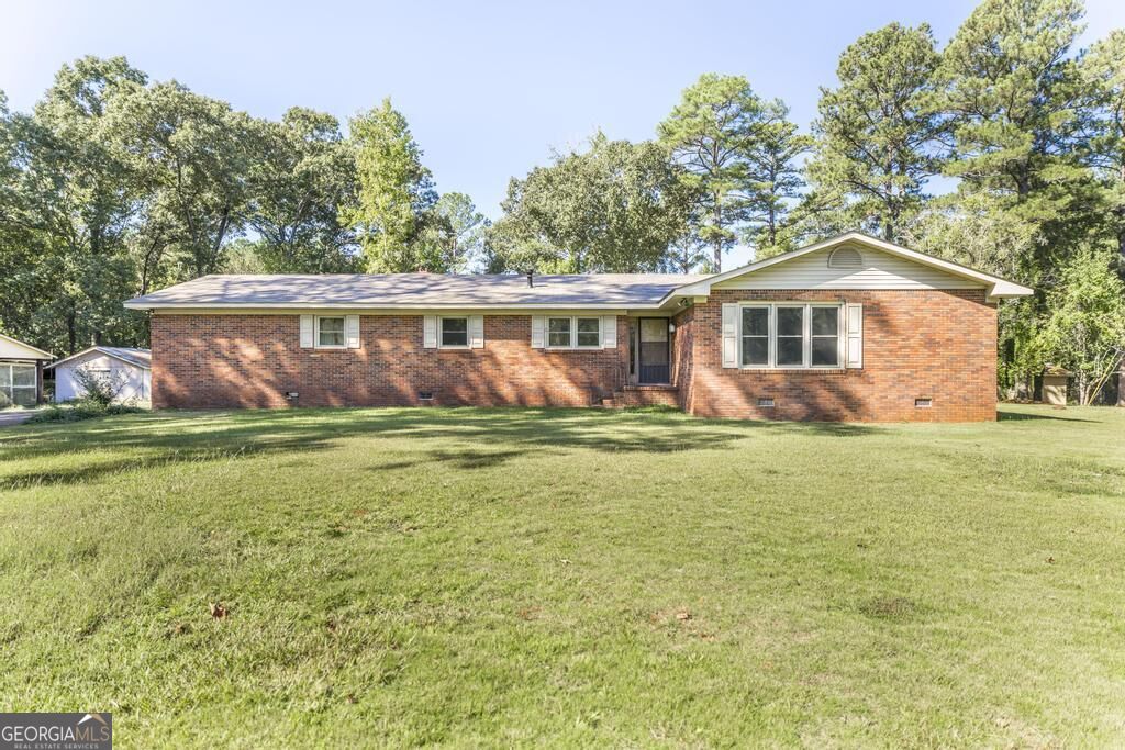 1226 Rainey Road Property Photo 8