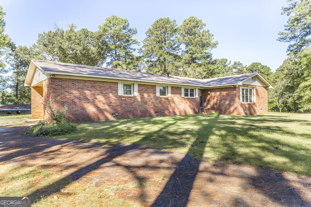 1226 Rainey Road Property Photo 9