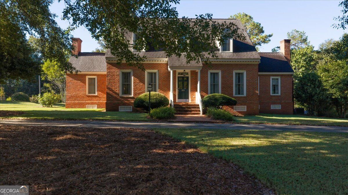 229 Antler Drive Property Photo 1