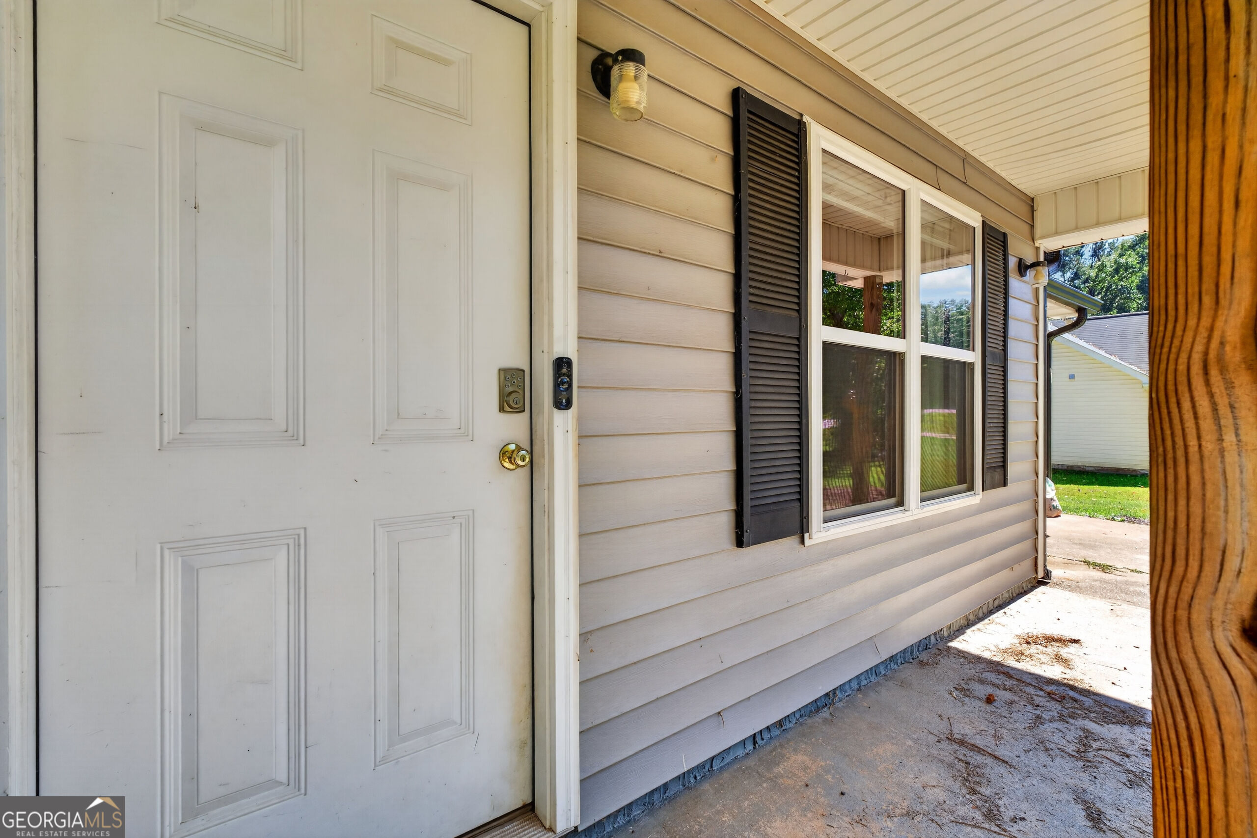 112 Starlake Drive Property Photo 7