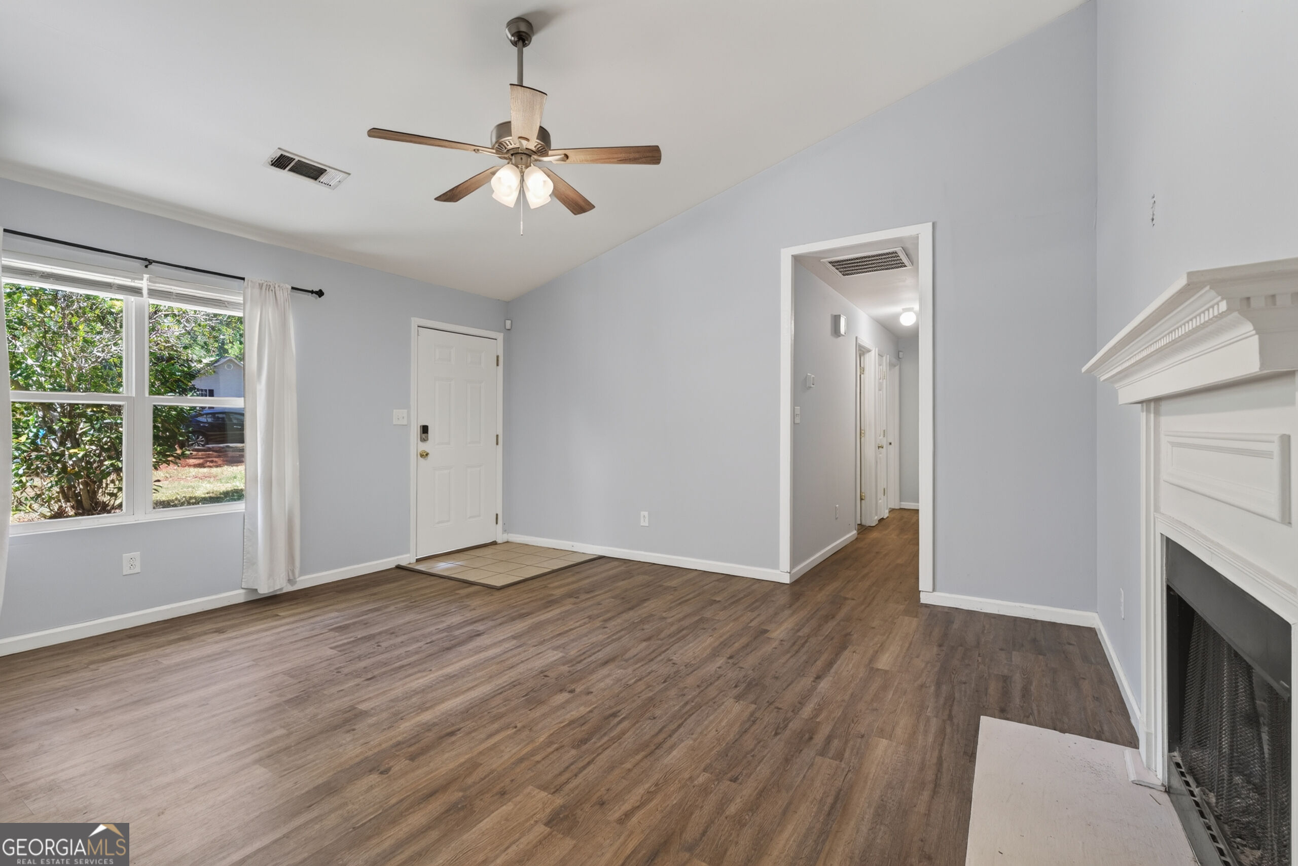 112 Starlake Drive Property Photo 10