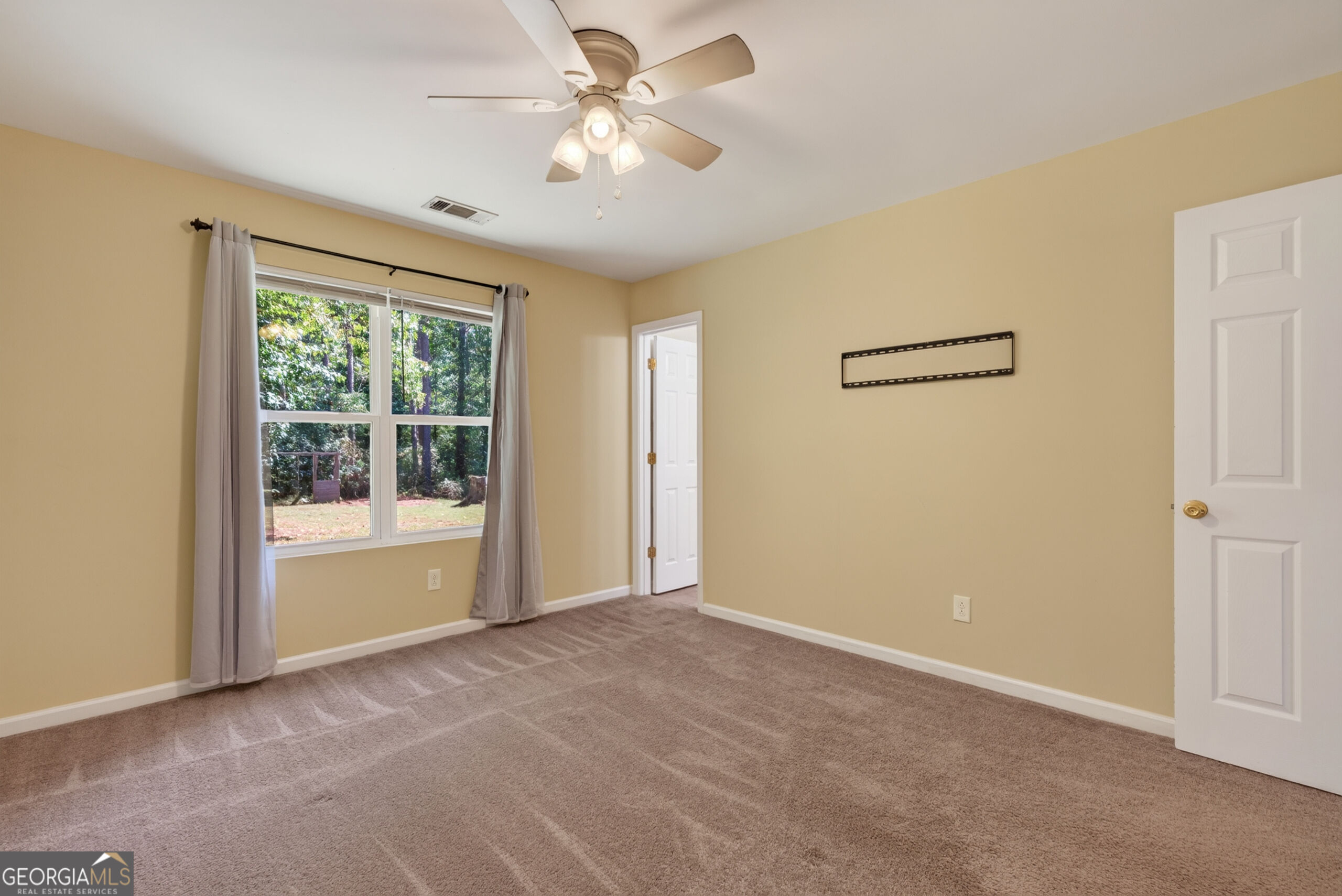 112 Starlake Drive Property Photo 18