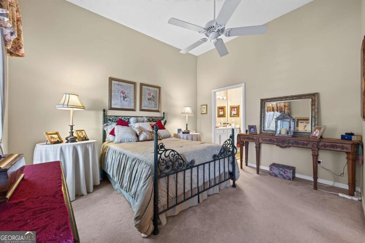 35 Camry Circle Property Photo 14