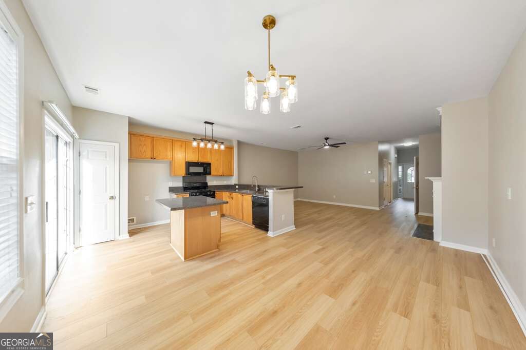3503 Spring View Court Property Photo 12