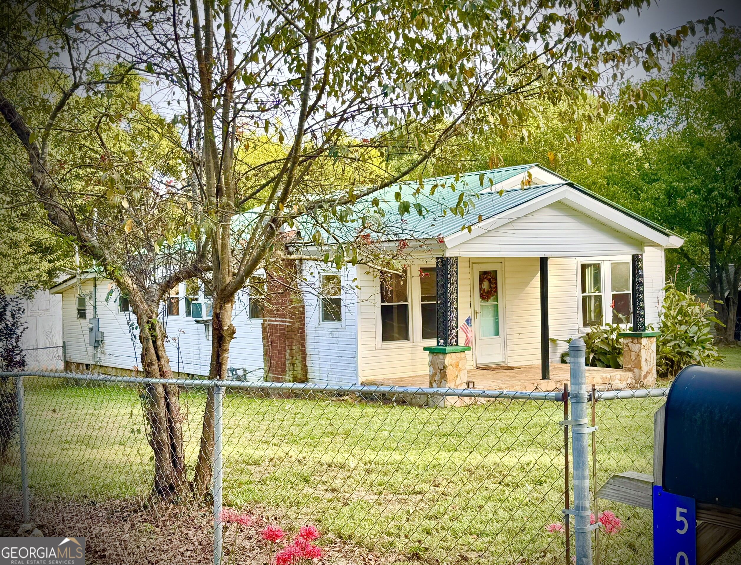 521 Greeson Street Property Photo 1