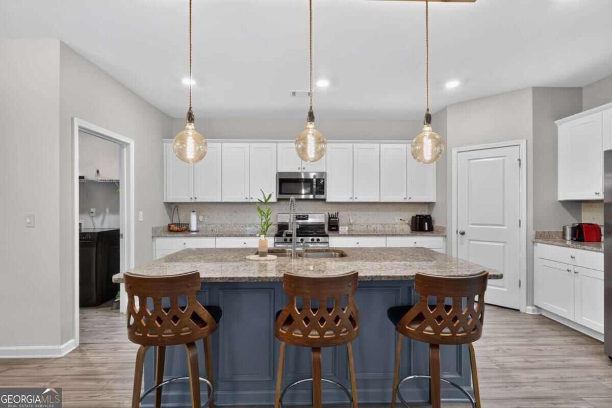 4617 Waxwing Street Property Photo 12
