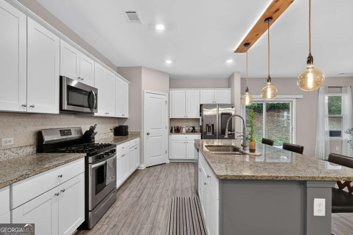 4617 Waxwing Street Property Photo 14