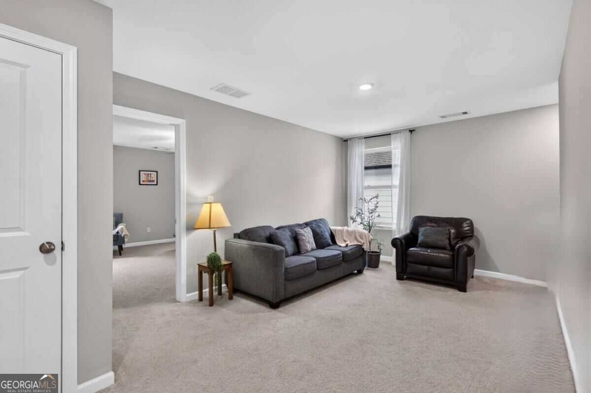 4617 Waxwing Street Property Photo 18