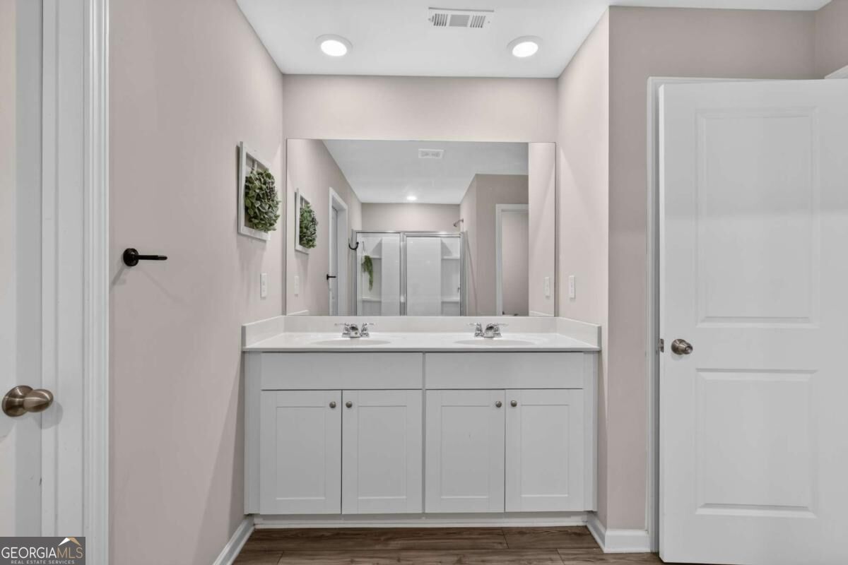 4617 Waxwing Street Property Photo 29