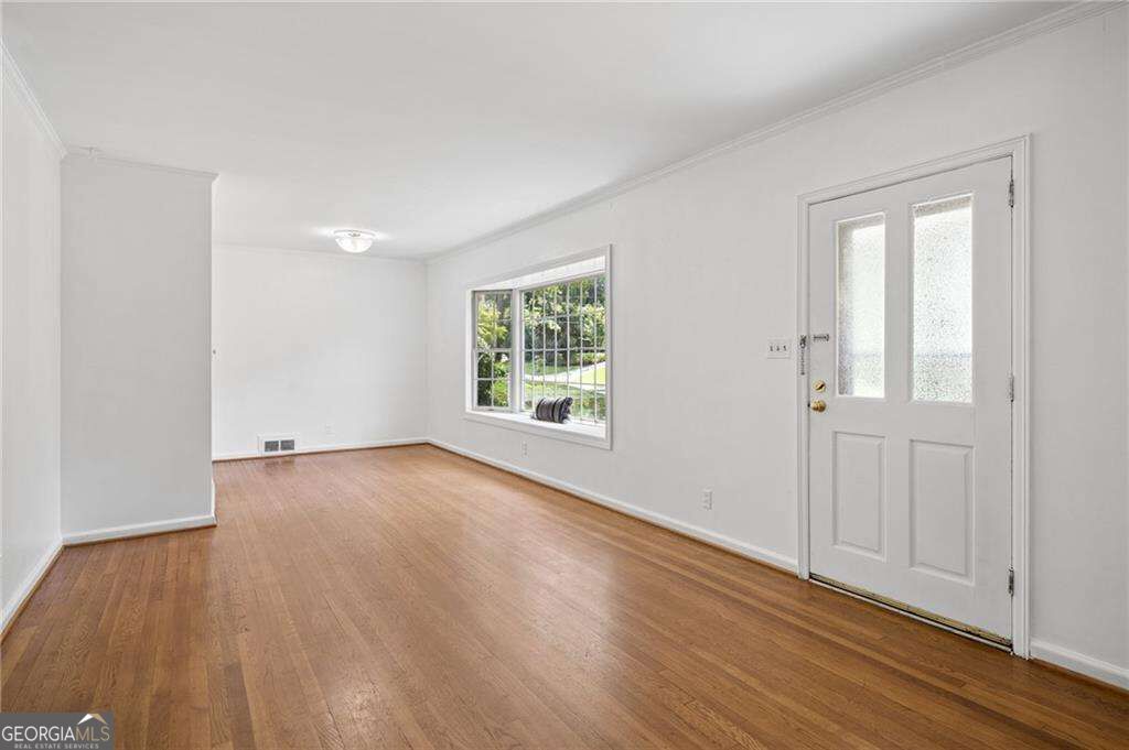1232 Carol Lane Ne Property Photo 7