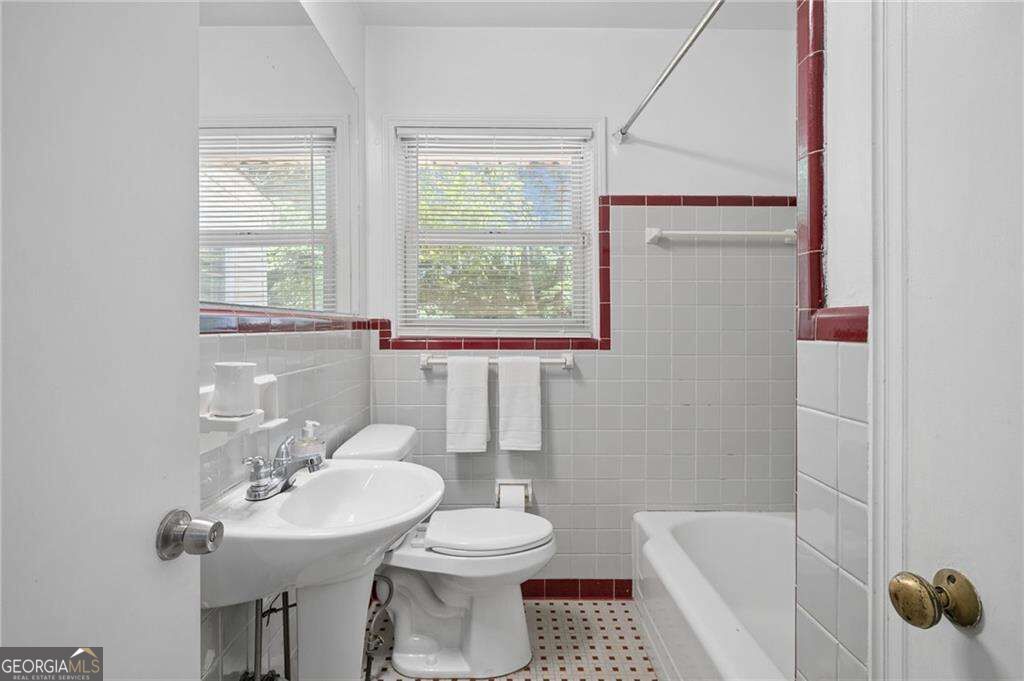 1232 Carol Lane Ne Property Photo 25
