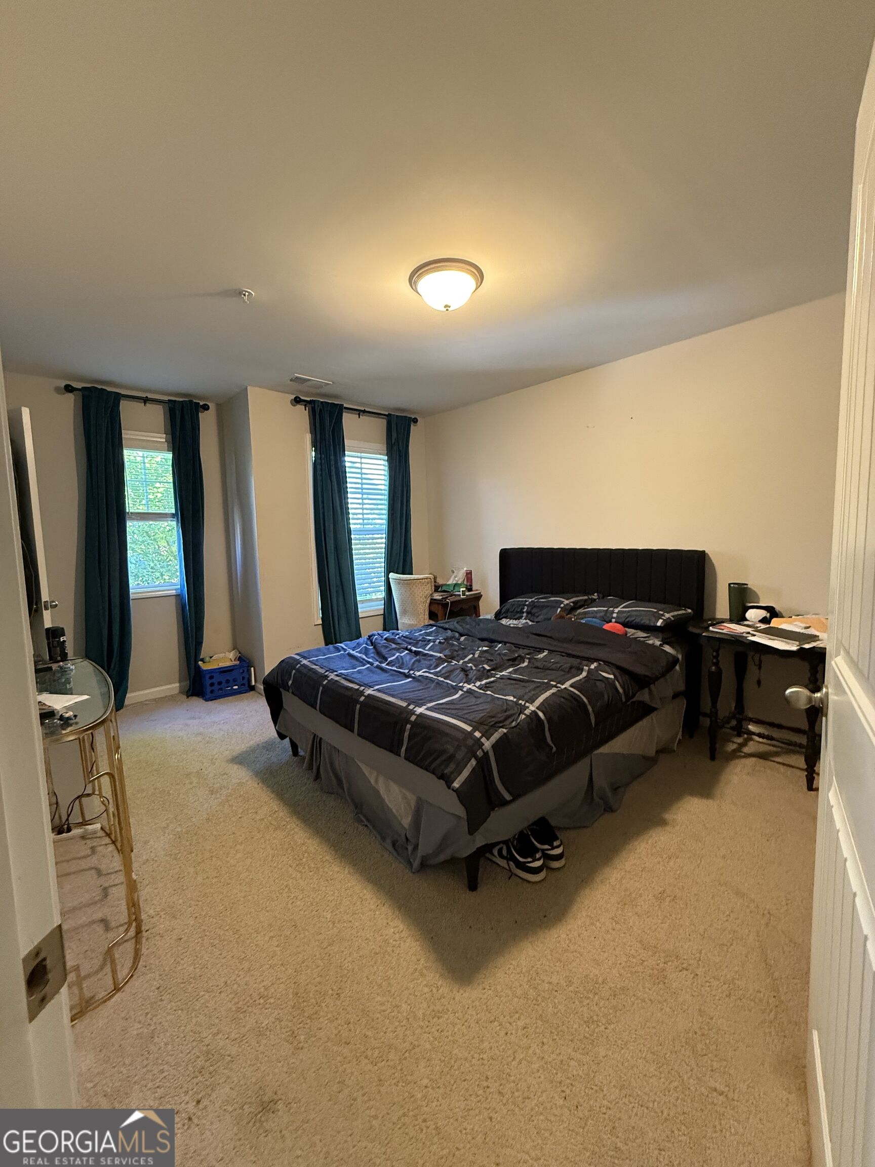 1241 Foxcroft Lane Property Photo 7