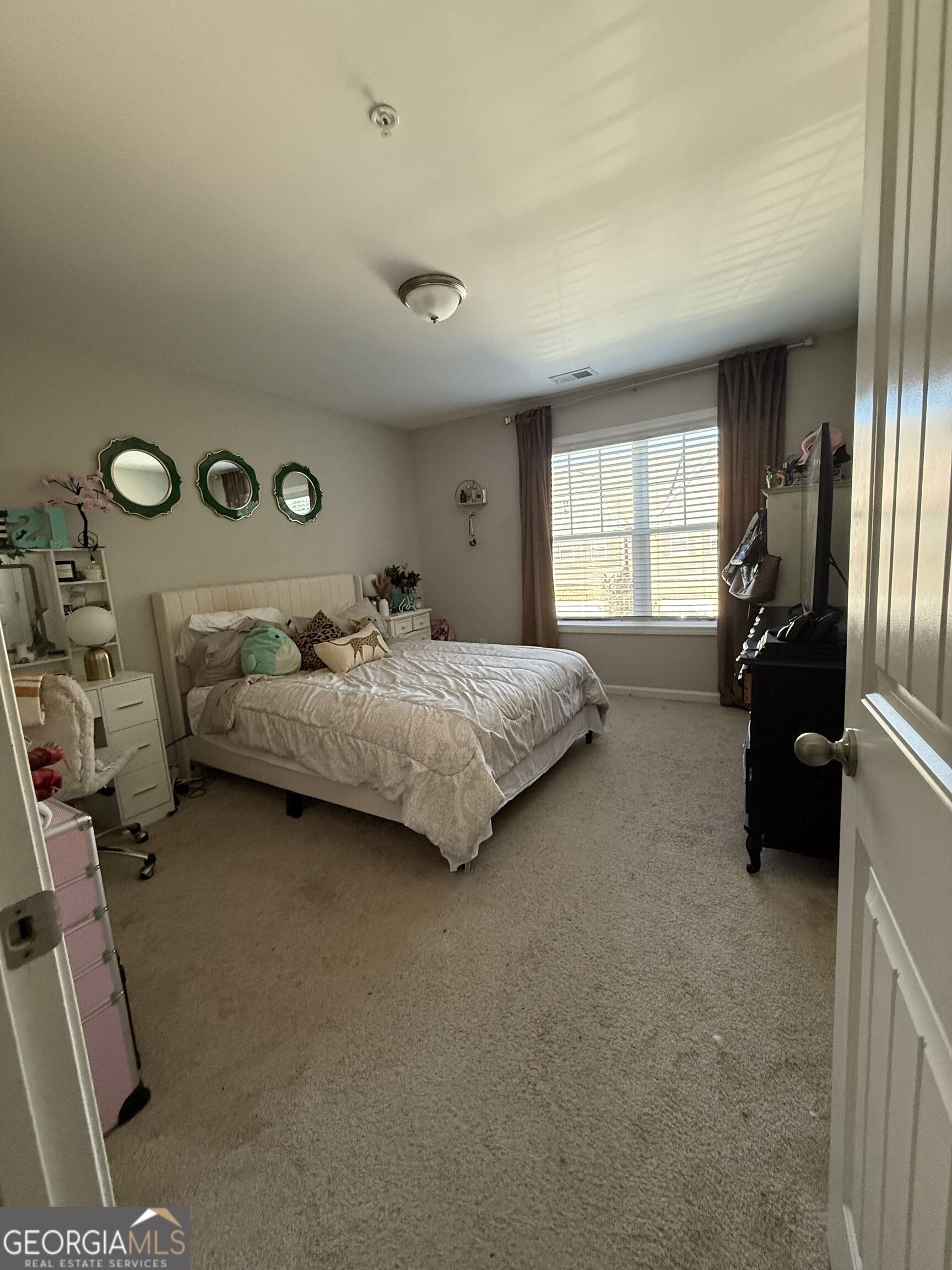 1241 Foxcroft Lane Property Photo 11