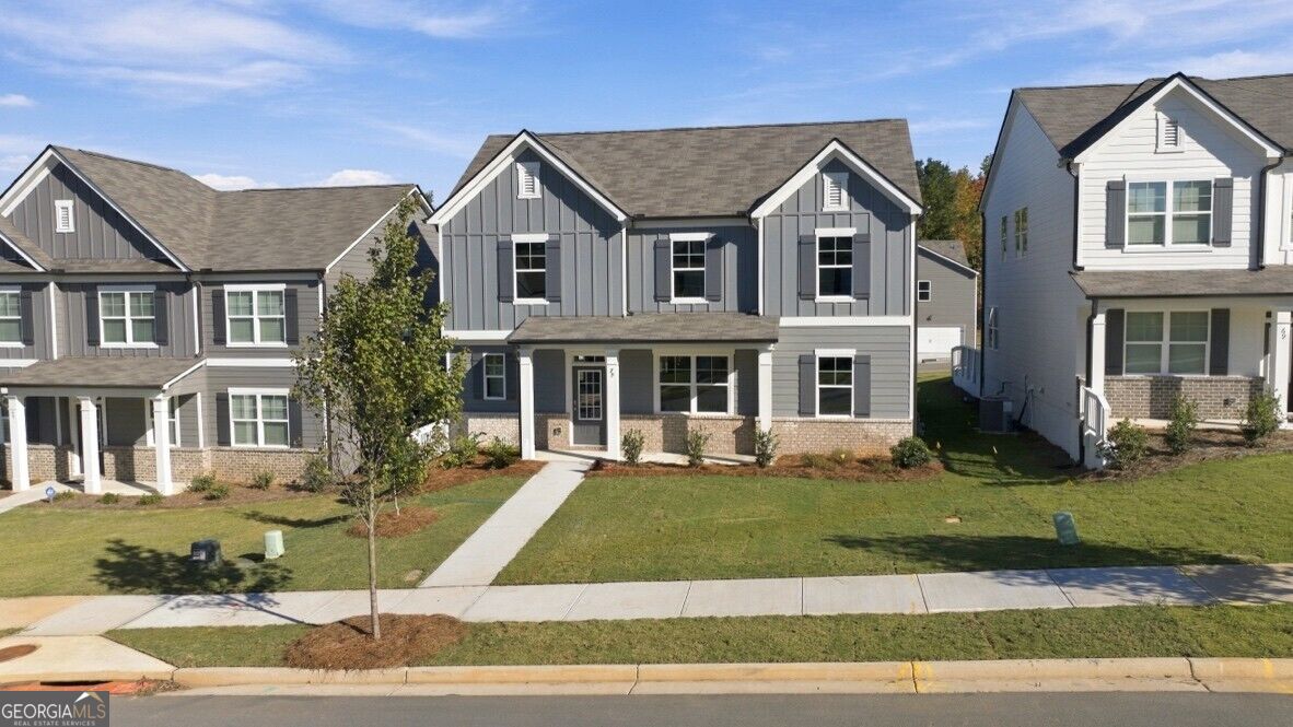 79 King Village Property Photo 1