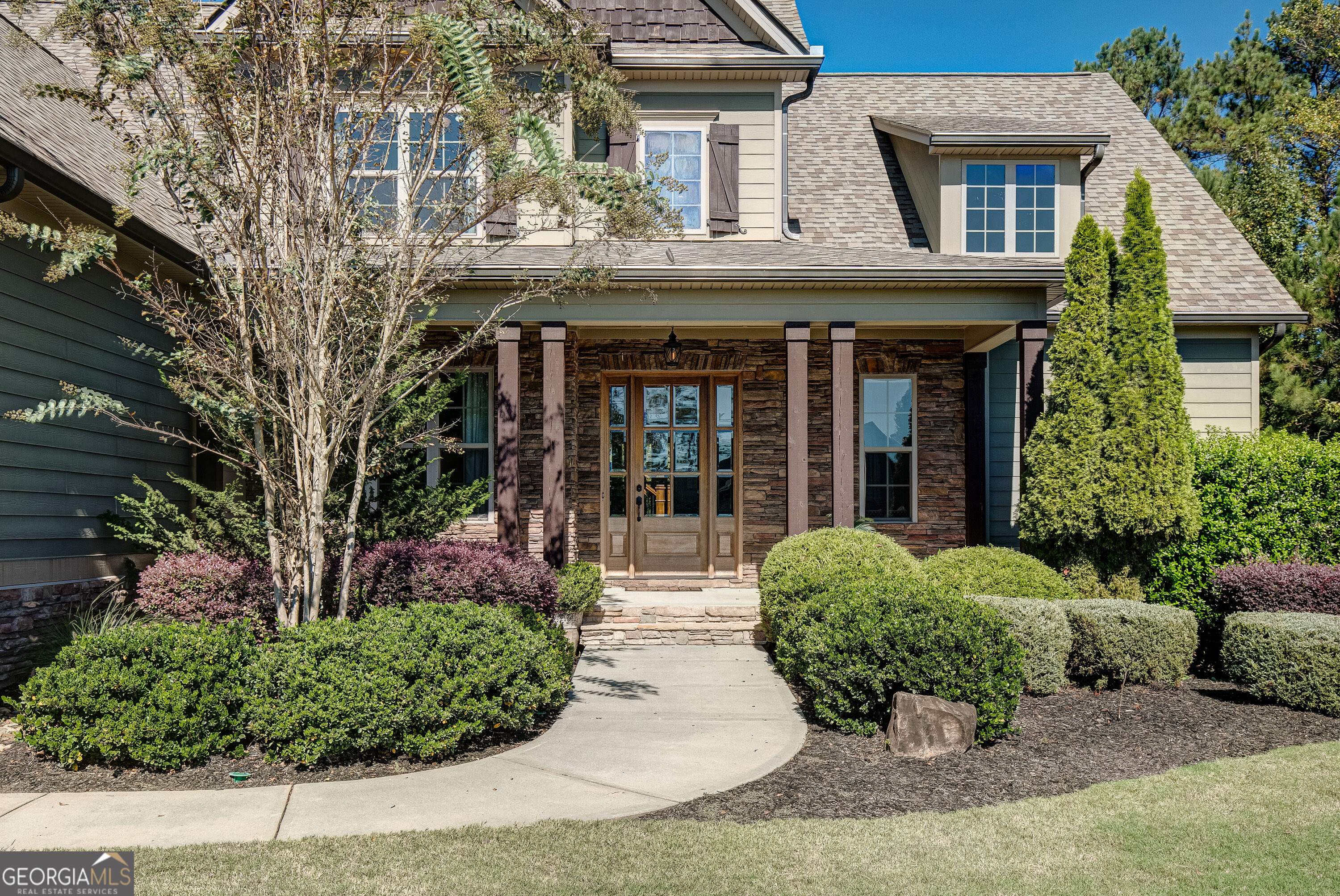 28 Evergold Court Property Photo 5