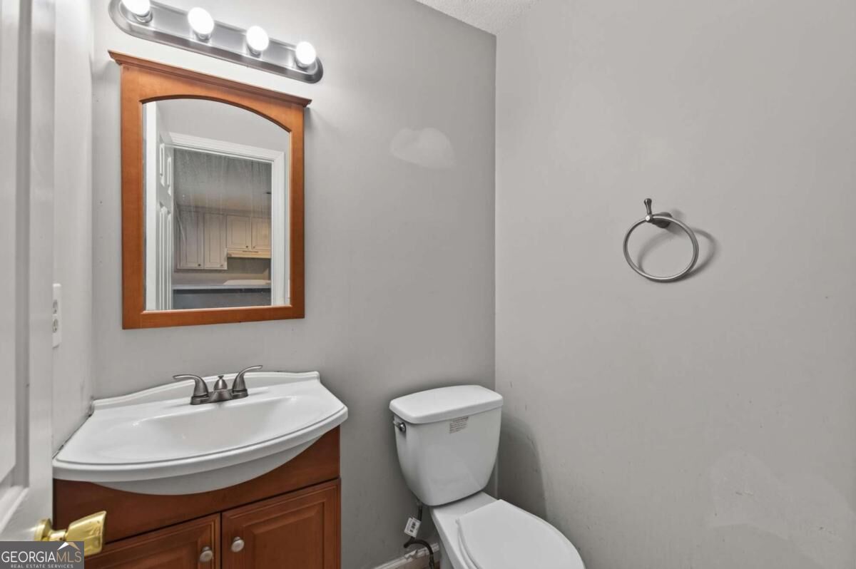 807 Tramore Drive Property Photo 10