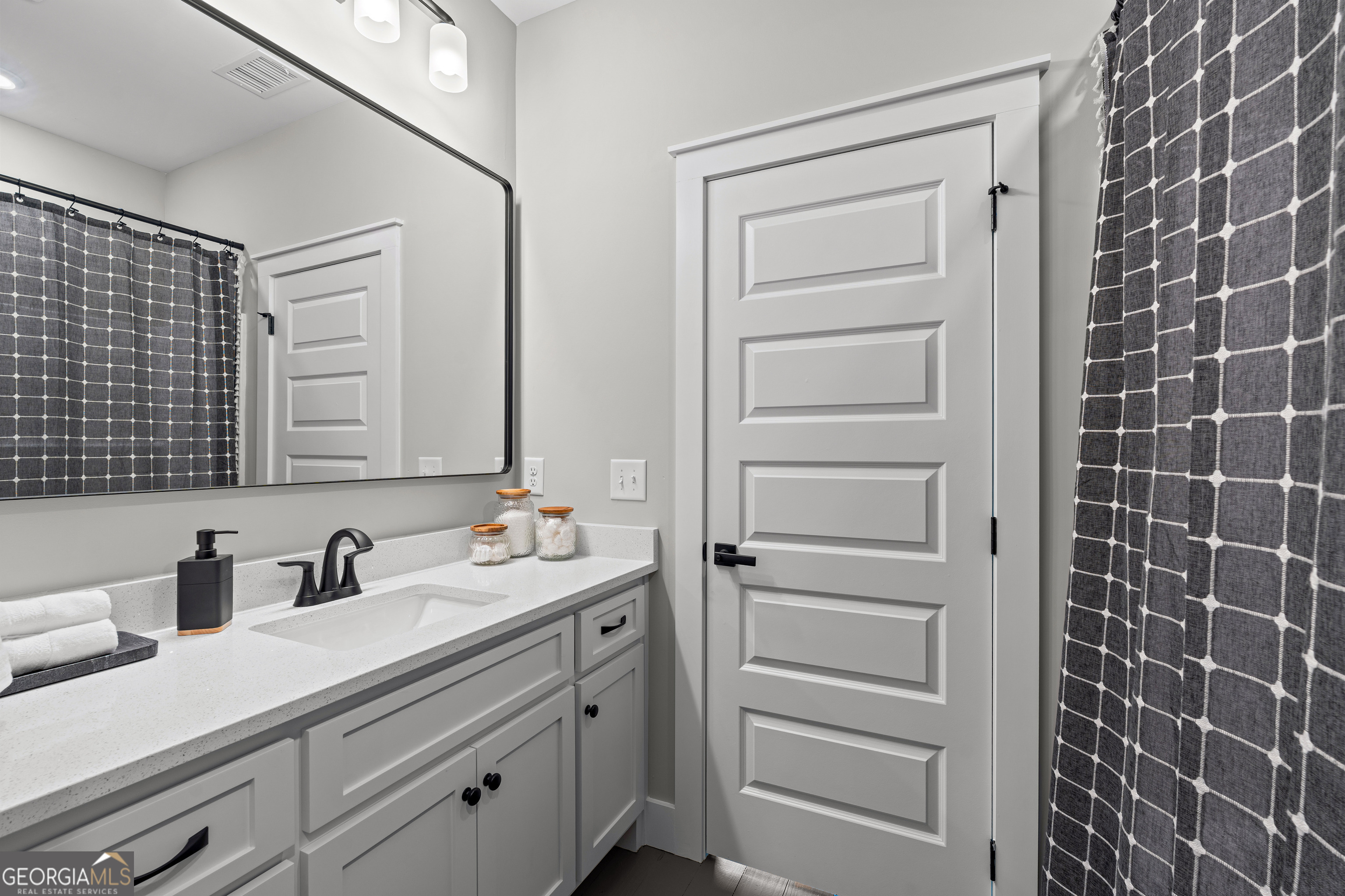 667 5th Street Property Photo 26