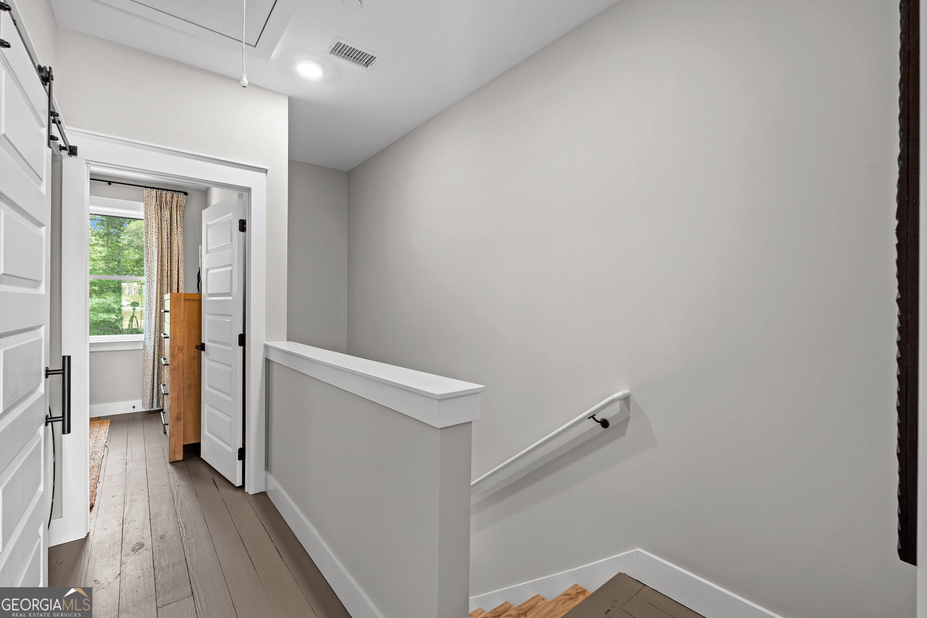 667 5th Street Property Photo 32