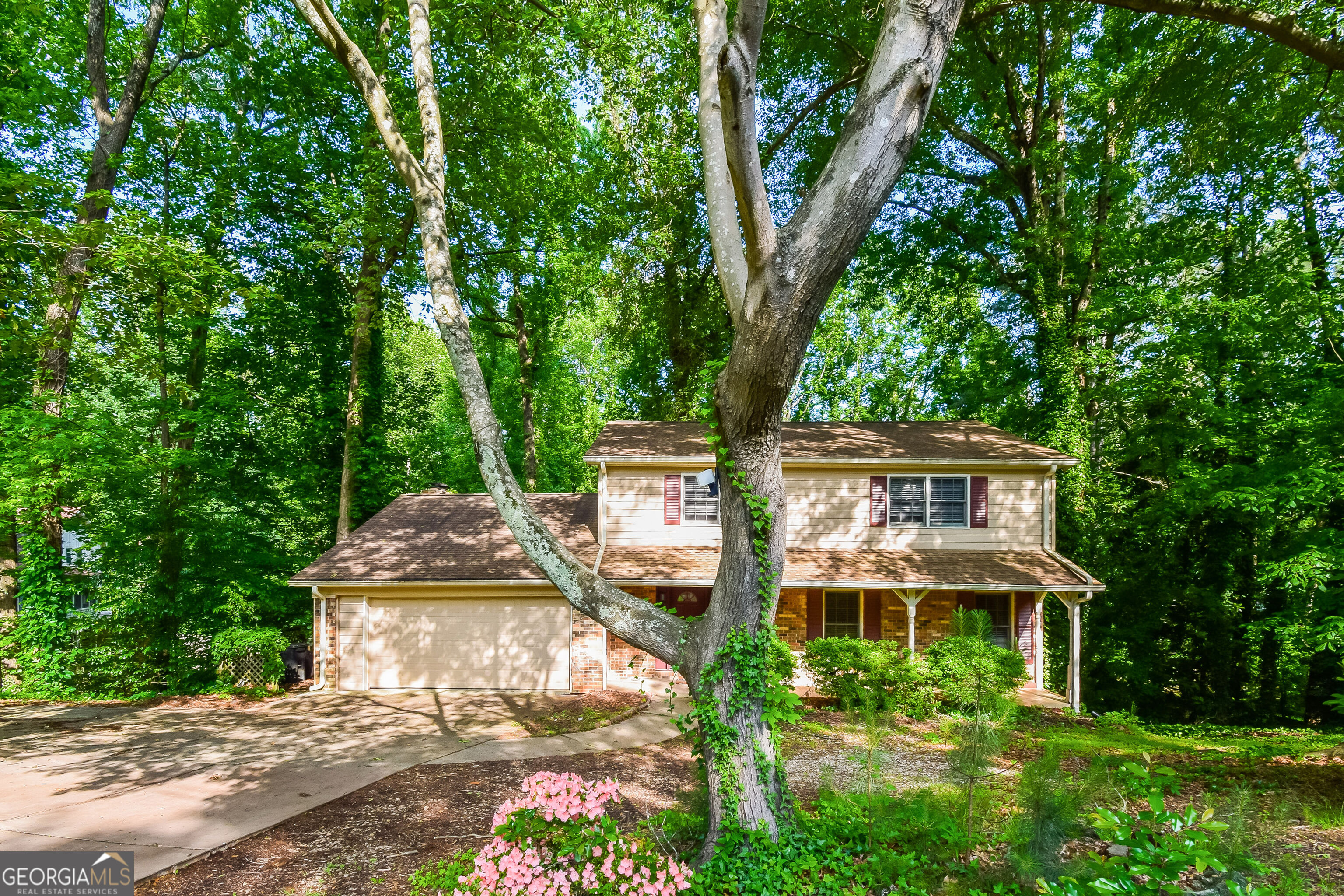 4533 Holliston Road Property Photo 1
