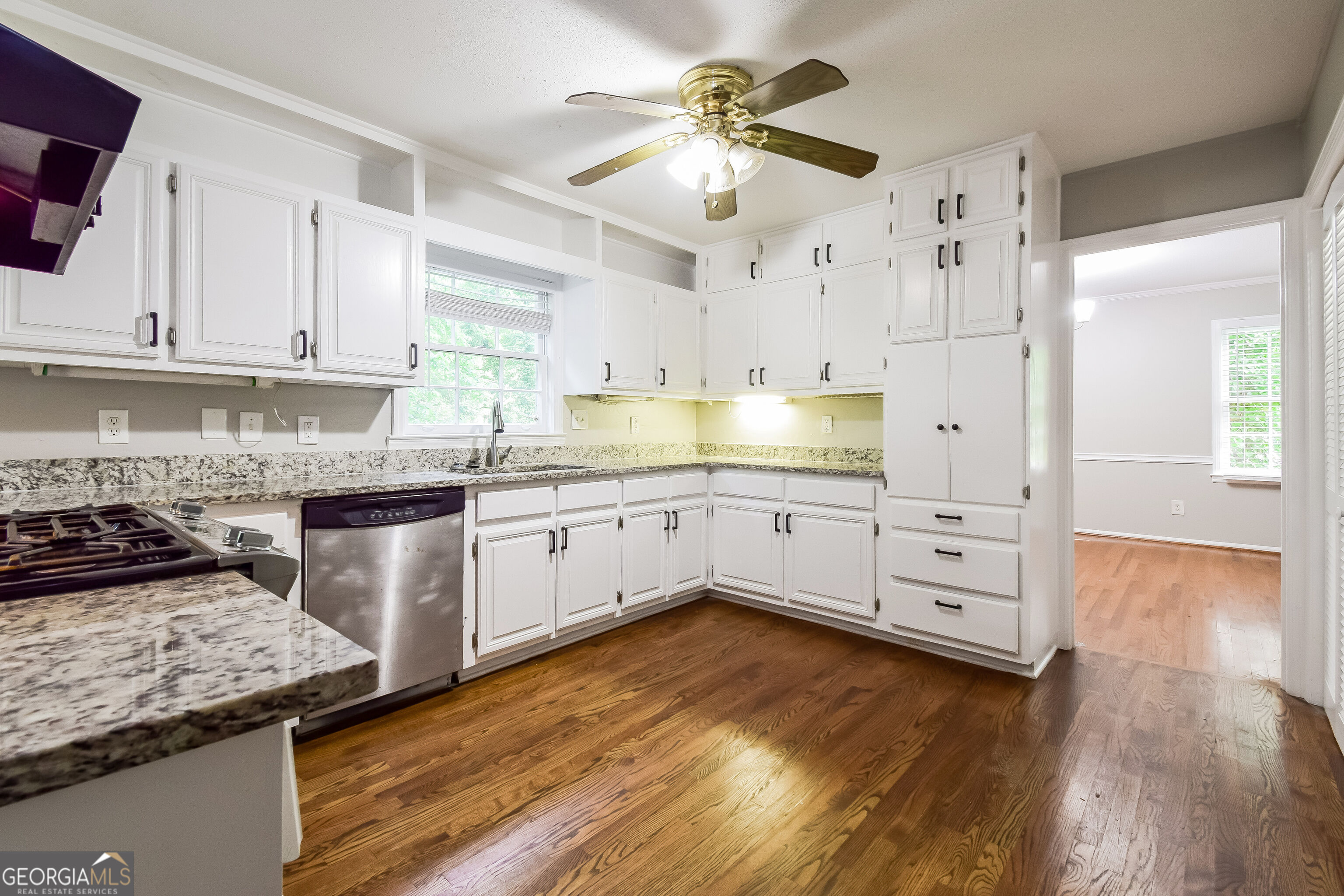 4533 Holliston Road Property Photo 2